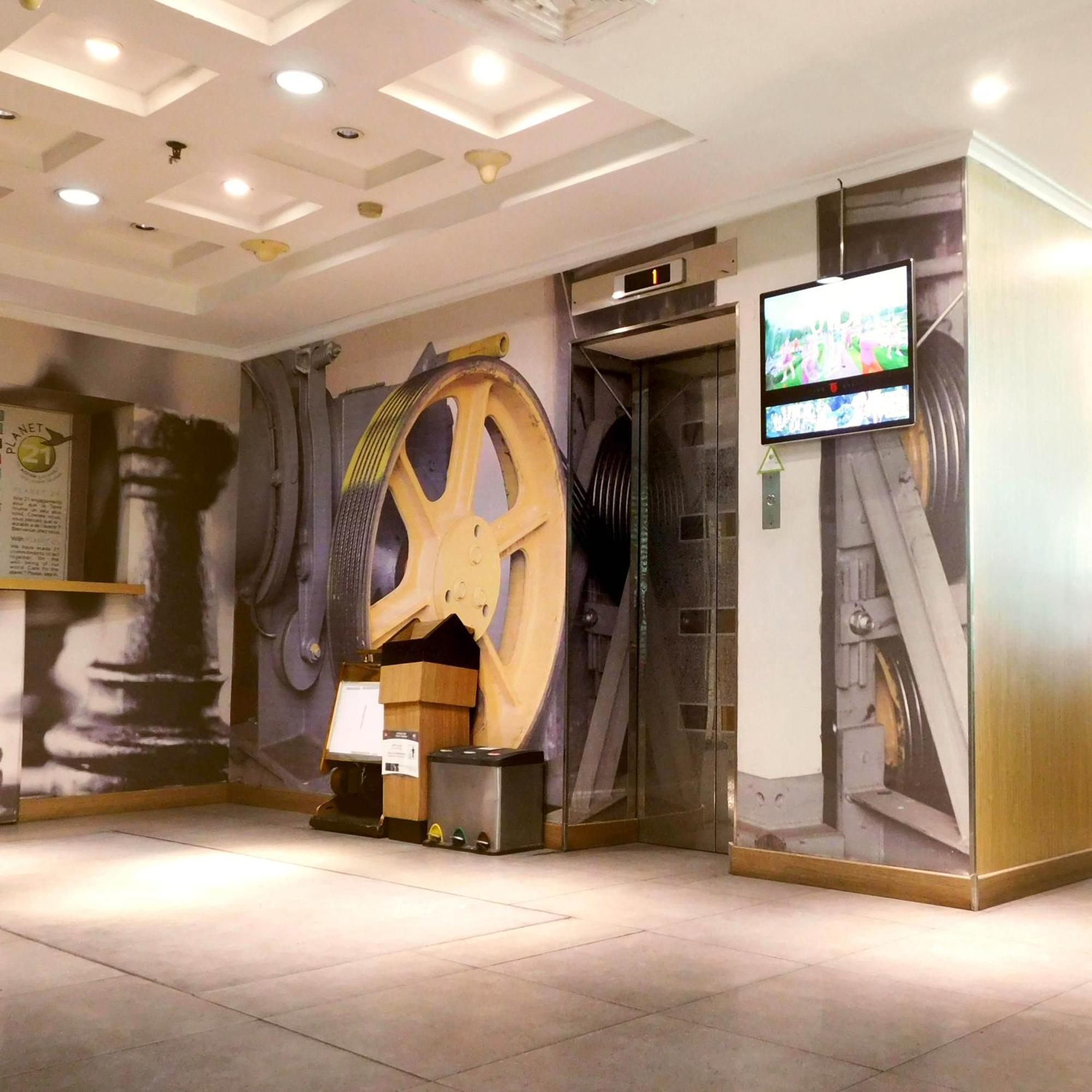 Tamarin Hotel Jakarta Manage By Vib Hospitality Management Exterior photo